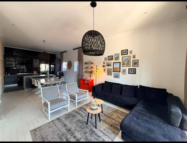 1 BEDROOM PROPERTY TO RENT IN BOSTON